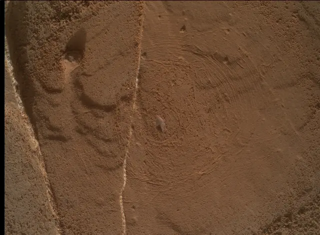 Sol 2055: Mars Hand Lens Imager (MAHLI)