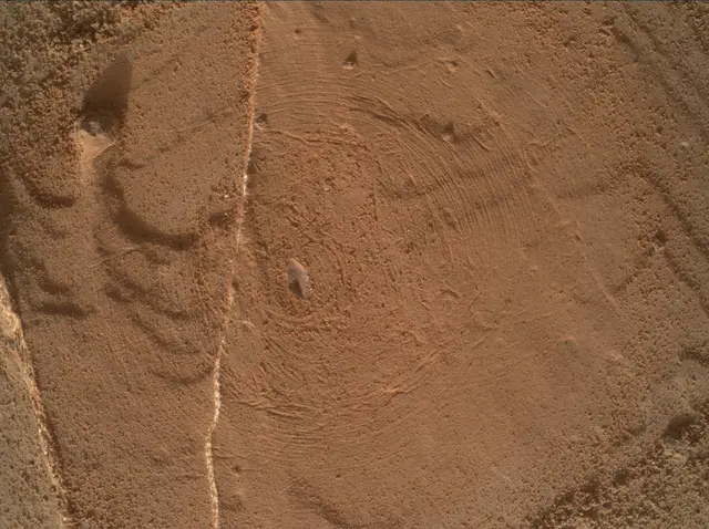 Sol 2055: Mars Hand Lens Imager (MAHLI)