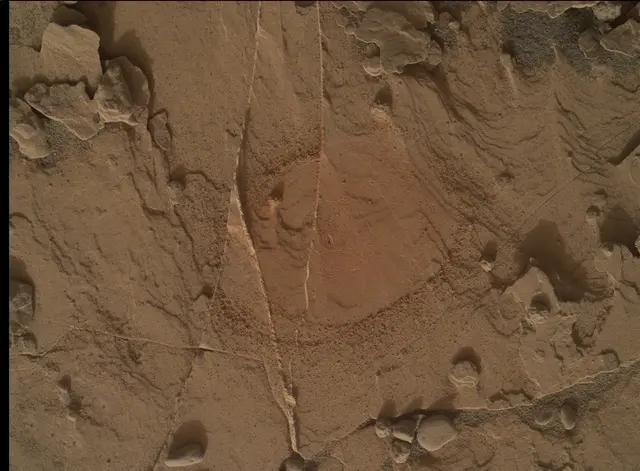 Sol 2055: Mars Hand Lens Imager (MAHLI)