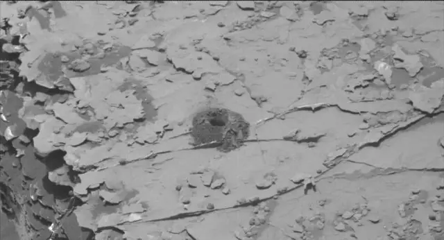 Sol 2059: Mast Camera (Mastcam)