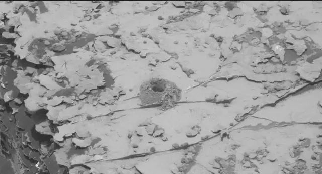 Sol 2059: Mast Camera (Mastcam)