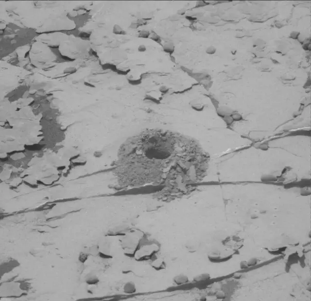 Sol 2059: Mast Camera (Mastcam)