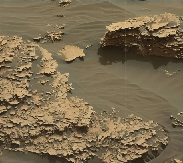 Sol 2062: Mast Camera (Mastcam)
