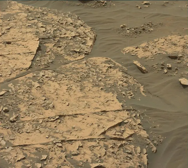 Sol 2062: Mast Camera (Mastcam)