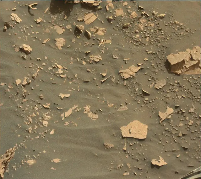 Sol 2062: Mast Camera (Mastcam)