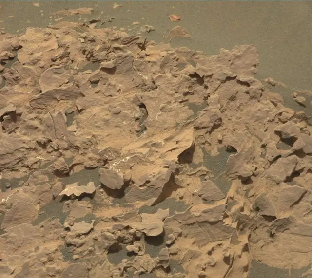 Sol 2065: Mast Camera (Mastcam)
