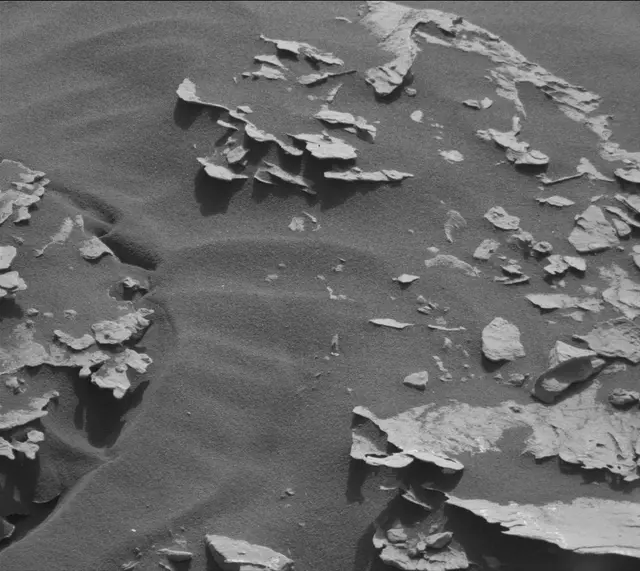 Sol 2065: Mast Camera (Mastcam)