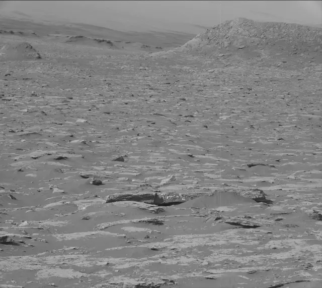 Sol 2072: Mast Camera (Mastcam)