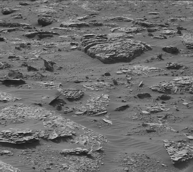 Sol 2072: Mast Camera (Mastcam)