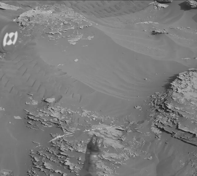 Sol 2072: Mast Camera (Mastcam)