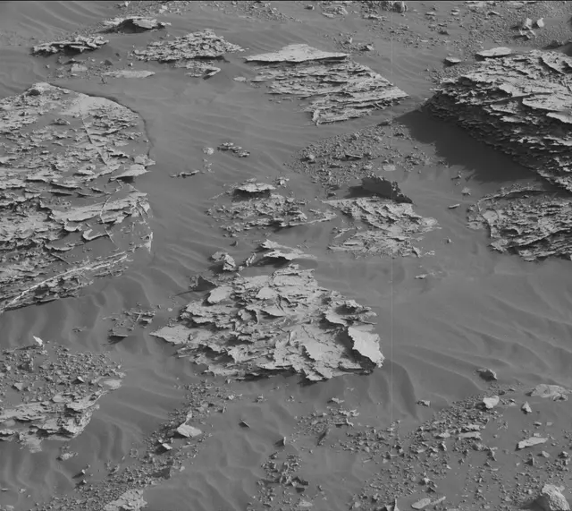 Sol 2072: Mast Camera (Mastcam)
