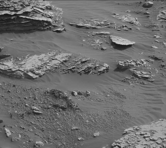 Sol 2072: Mast Camera (Mastcam)