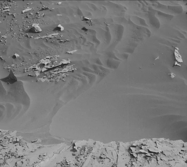 Sol 2072: Mast Camera (Mastcam)