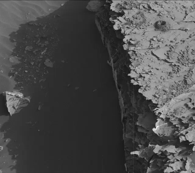 Sol 2072: Mast Camera (Mastcam)