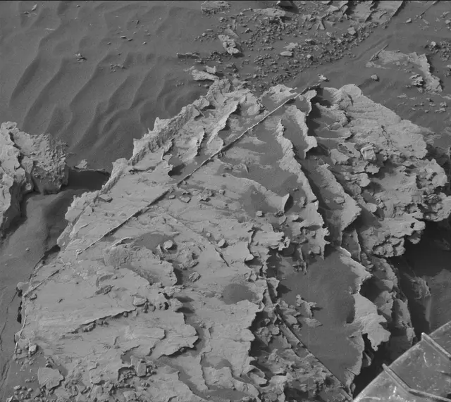 Sol 2072: Mast Camera (Mastcam)
