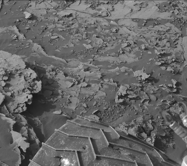 Sol 2072: Mast Camera (Mastcam)