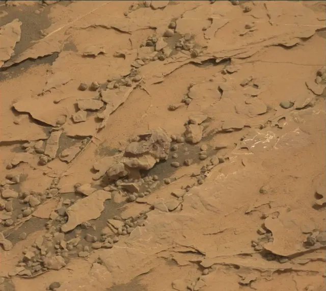 Sol 2077: Mast Camera (Mastcam)