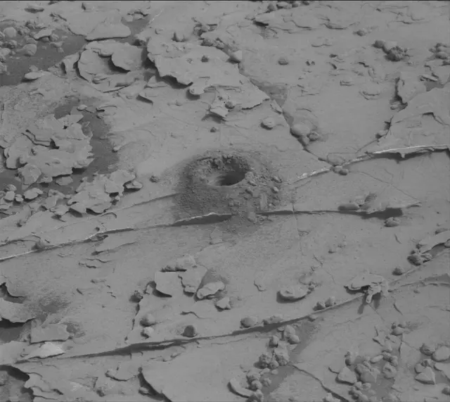 Sol 2077: Mast Camera (Mastcam)