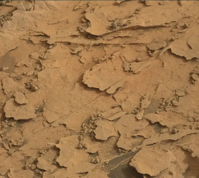 Sol 2078: Mast Camera (Mastcam)