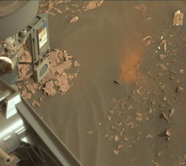 Sol 2080: Mast Camera (Mastcam)