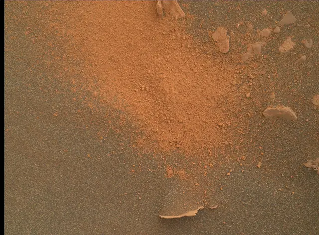 Sol 2080: Mars Hand Lens Imager (MAHLI)