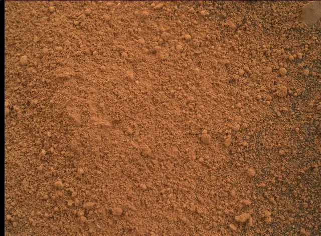 Sol 2080: Mars Hand Lens Imager (MAHLI)