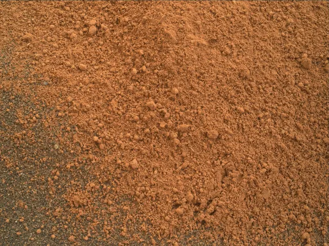Sol 2080: Mars Hand Lens Imager (MAHLI)