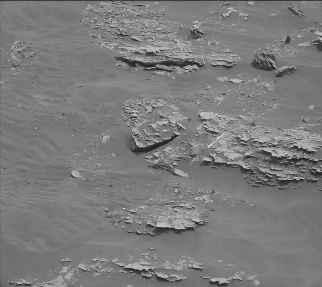Sol 2081: Mast Camera (Mastcam)