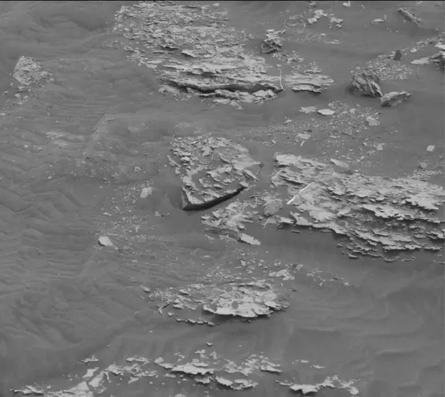 Sol 2081: Mast Camera (Mastcam)