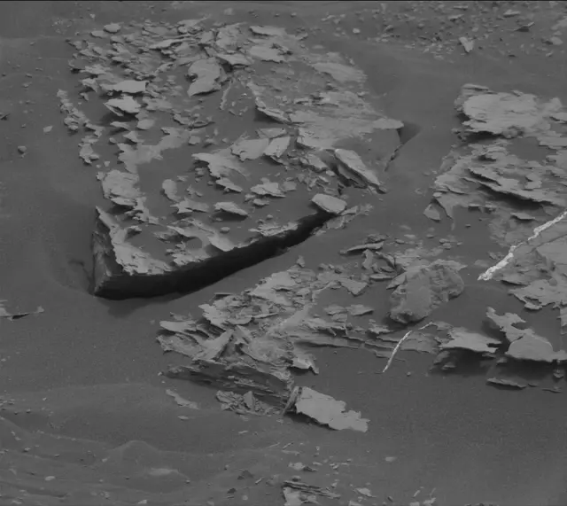 Sol 2081: Mast Camera (Mastcam)