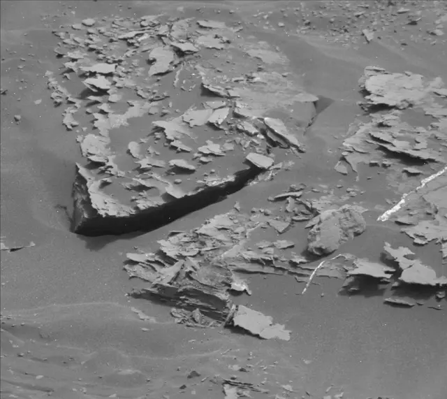 Sol 2081: Mast Camera (Mastcam)