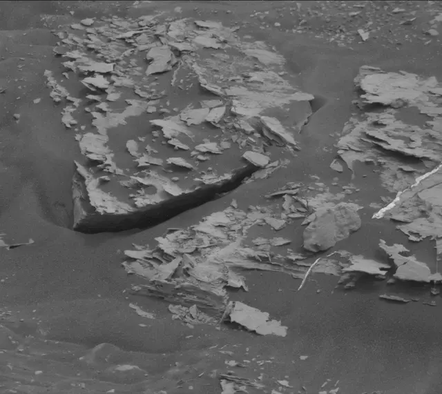 Sol 2081: Mast Camera (Mastcam)