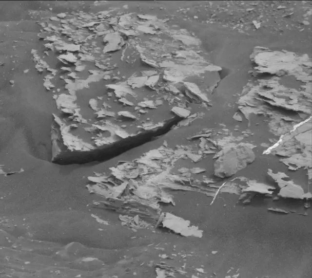 Sol 2081: Mast Camera (Mastcam)