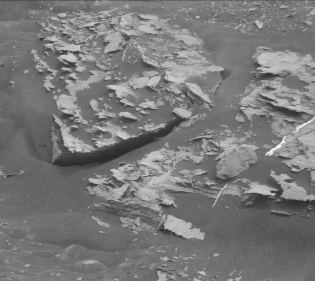 Sol 2081: Mast Camera (Mastcam)