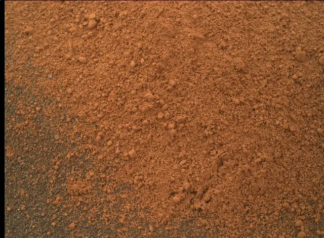 Sol 2081: Mars Hand Lens Imager (MAHLI)