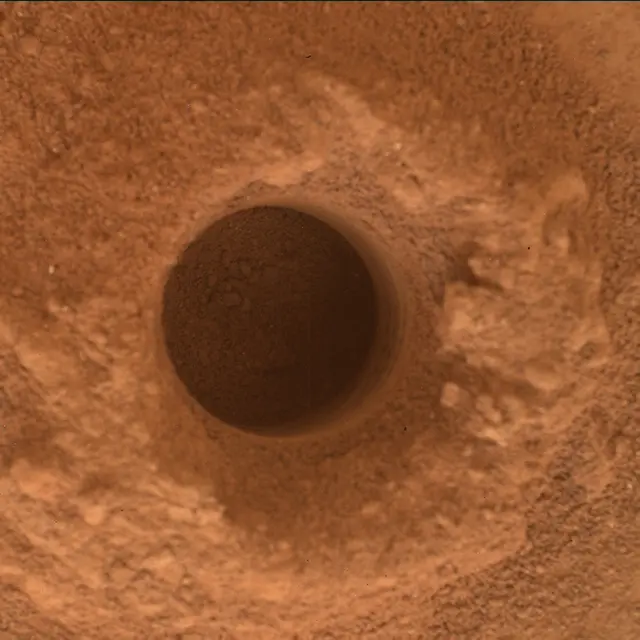 Sol 2081: Mars Hand Lens Imager (MAHLI)