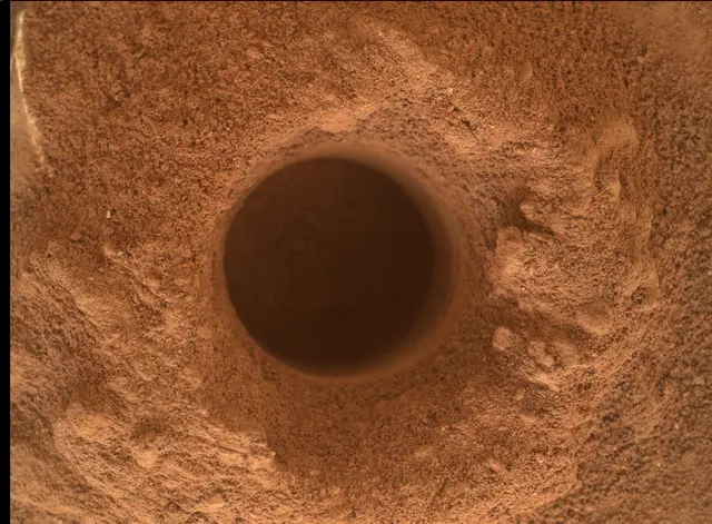 Sol 2081: Mars Hand Lens Imager (MAHLI)