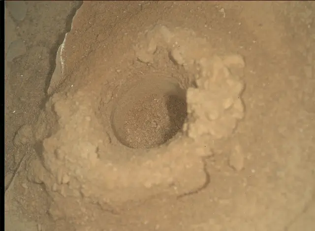 Sol 2081: Mars Hand Lens Imager (MAHLI)