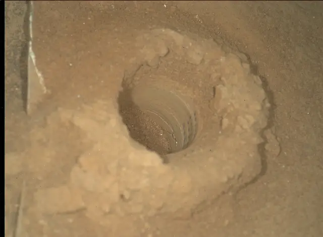 Sol 2081: Mars Hand Lens Imager (MAHLI)