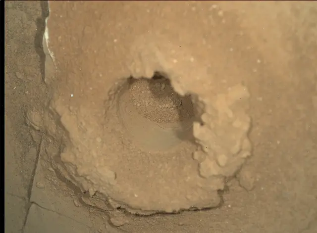 Sol 2081: Mars Hand Lens Imager (MAHLI)