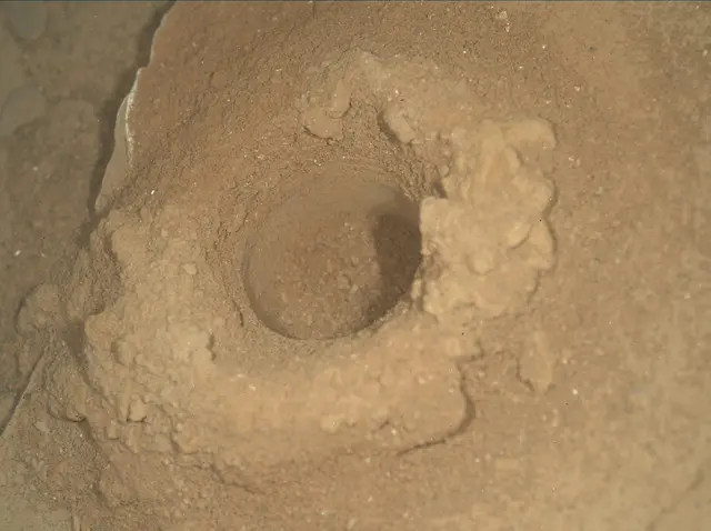 Sol 2081: Mars Hand Lens Imager (MAHLI)