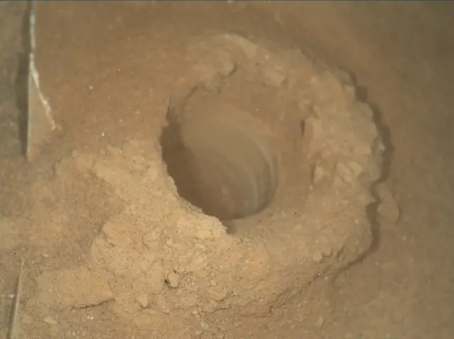 Sol 2081: Mars Hand Lens Imager (MAHLI)