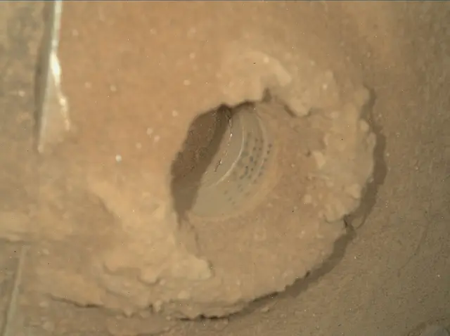 Sol 2081: Mars Hand Lens Imager (MAHLI)