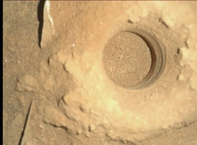 Sol 2081: Mars Hand Lens Imager (MAHLI)