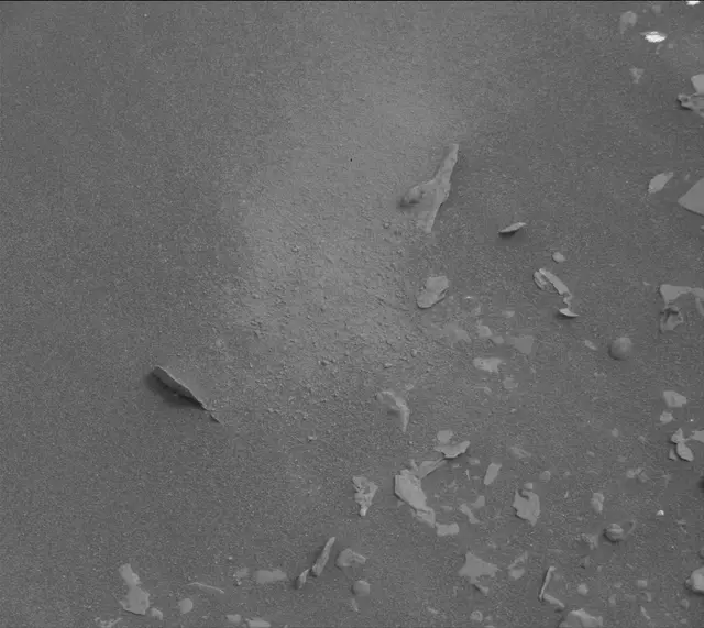Sol 2082: Mast Camera (Mastcam)
