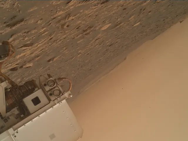 Sol 2082: Mars Hand Lens Imager (MAHLI)