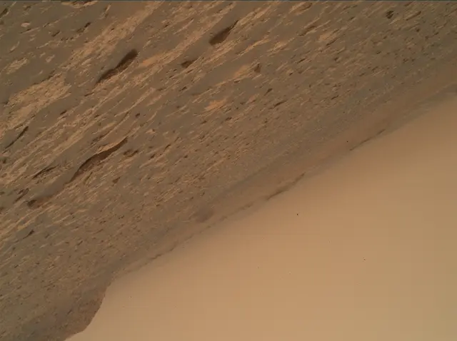 Sol 2082: Mars Hand Lens Imager (MAHLI)
