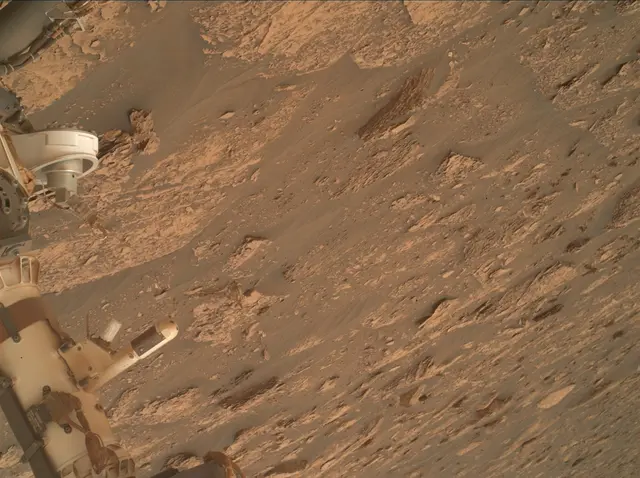 Sol 2082: Mars Hand Lens Imager (MAHLI)