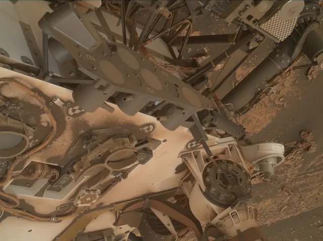 Sol 2082: Mars Hand Lens Imager (MAHLI)