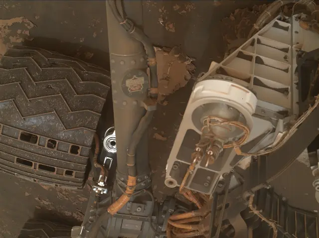 Sol 2082: Mars Hand Lens Imager (MAHLI)